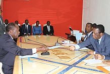 Election présidentielle du 25 octobre 2015 : Alassane Ouattara a déposé sa candidature ce mercredi
