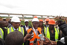 Le Premier ministre visite les chantiers des ponts de Béoumi bientôt opérationnels