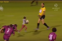 (Vidéo) Australie: A 4 ans, il traverse le terrain de rugby et marque un essai