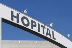 Bordeaux : Il refuse que sa femme enceinte soit examinée par un homme et frappe un aide-soignant Bordeaux : Il refuse que sa femme enceinte soit examinée par un homme et frappe un aide-soignant