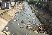 A Abengourou, le maire interdit le déversement des eaux usées dans les caniveaux