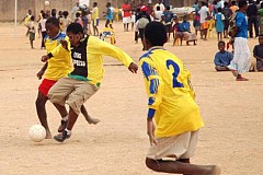 Bangolo: Un joueur meurt en plein match de foot Bangolo: Un joueur meurt en plein match de foot