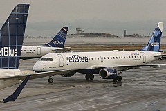 Etats-Unis: Ivre, Il urine sur les autres passagers de l’avion Etats-Unis: Ivre, Il urine sur les autres passagers de l’avion