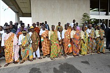 Les leaders traditionnels d’Afrique appellent à une campagne électorale civilisée en Côte d’Ivoire
