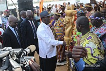 Le Chef de l’Etat a animé un meeting à Grand-Bassam, 2ème étape de sa visite d’Etat dans la Région du Sud Comoé
