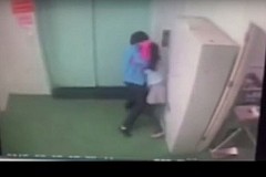 (Vidéo) Chine: Il tente de violer sa collègue de travail (Vidéo) Chine: Il tente de violer sa collègue de travail