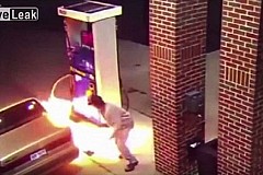 (Vidéo) Etats-Unis: Il met le feu à la pompe à essence en voulant tuer une araignée