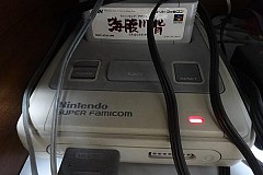 Sa Super Nintendo est allumée depuis 20 ans pour une étonnante raison Sa Super Nintendo est allumée depuis 20 ans pour une étonnante raison