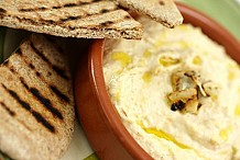 Israël: Un restaurateur fait moitié prix pour les clients arabes et juifs qui mangent ensemble