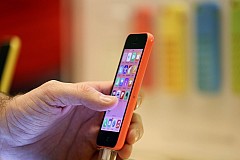 Brûlé à la cuisse par son iphone laissé dans sa poche Brûlé à la cuisse par son iphone laissé dans sa poche