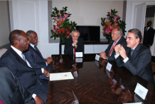 Le PDG d'Air France fait des promesses au président Ouattara