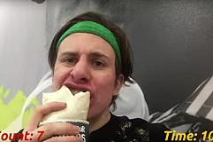 (Vidéo) Il mange dans 46 McDonald’s en une journée
