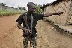 Daloa: Un soldat abat son frère d'arme pour une affaire de femme
Daloa: Un soldat abat son frère d'arme pour une affaire de femme