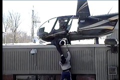 Vidéo d'une spectaculaire évasion par hélicoptère