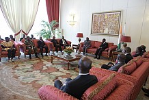 Attentat de Grand-Bassam: Ellen Johnson, Simon Compaoré et une délégation du Ghana apportent leur soutien à Ouattara
