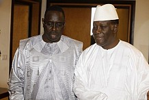 Arrivée à Abidjan de Macky Sall pour présenter les condoléances de la CEDEAO