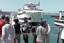 (Vidéo) Etats-Unis: Un bateau de touristes rate son approche et fonce dans le quai de San Diego 