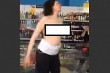 (Vidéo) Russie :  Ivre, elle danse seins nus dans un magasin