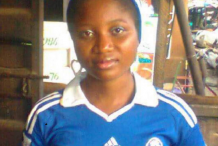 Nigeria : Avec son bébé au dos, elle meurt électrocutée