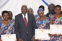 Enseignement Technique et de la Formation Promotionnelle : 100 « doyens » honorés par l’Etat de Cote d’Ivoire