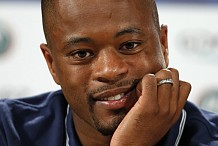 Euro 2016: Patrice Evra est drôle, il publie les meilleurs détournements de sa pose bizarre