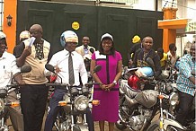 Renforcement des droits de l'homme en Côte d’Ivoire/ La Cndhci remet des motos à ses commissaires régionaux