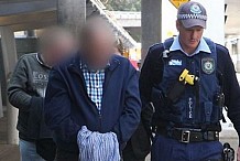 Australie: un père de famille viole sa fille de 10 mois avec son amant