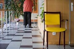 France: Une femme de 90 ans violée dans une maison de retraite France: Une femme de 90 ans violée dans une maison de retraite