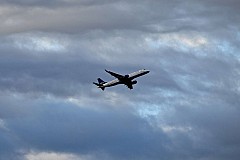 Elle accouche prématurément dans l’avion entre Dubaï et Manille Elle accouche prématurément dans l’avion entre Dubaï et Manille