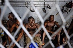 Il vole un téléphone portable, Il prend 6 mois de prison ferme. Il vole un téléphone portable, Il prend 6 mois de prison ferme.