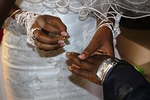 Des mariés découvrent qu'ils sont grand-père et petite-fille mais ne veulent pas divorcer
