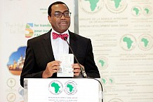 Le Président de la BAD Adesina reçoit son Passeport africain
