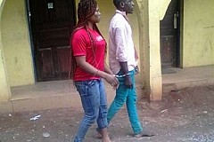 (Photos) Un couple de voleurs arrêtés en pleine opération dans une église (Photos) Un couple de voleurs arrêtés en pleine opération dans une église