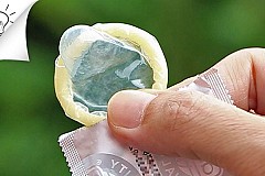 Vous n’imaginez pas tout ce que l’on peut faire avec une capote (vidéo) Vous n’imaginez pas tout ce que l’on peut faire avec une capote (vidéo)
