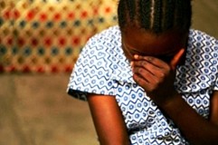Côte d'Ivoire: un marabout viole sa patiente de 13 ans et tente de prendre la fuite Côte d'Ivoire: un marabout viole sa patiente de 13 ans et tente de prendre la fuite