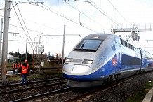 France: Elle se suicide avec son bébé en se jetant avec lui sous un train