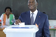 Le président Ouattara lance un appel pour un scrutin apaisé après des cas de violences isolés