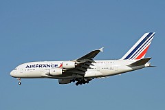 Un Ministre Gabonais se fait voler près de 25 millions en liquide pendant un vol Libreville-Paris Un Ministre Gabonais se fait voler près de 25 millions en liquide pendant un vol Libreville-Paris