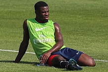 PSG : Serge Aurier absent contre Arsenal en raison d'une condamnation