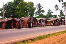 Côte d’Ivoire : le village artisanal de Grand Bassam en voie de disparition
