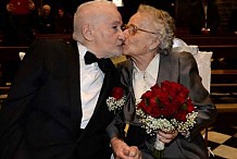 Ils ont attendu 70 ans pour prendre leurs photos de mariage