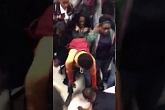 Violente bagarre entre filles dans un lycée aux Etats-Unis (vidéo)