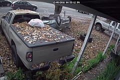 Elle s’endort au volant de sa voiture et fonce dans un arbre (vidéo) Elle s’endort au volant de sa voiture et fonce dans un arbre (vidéo)