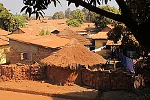 Un mort dans l'attaque d'un village par des militaires guinéens (sources sécuritaires)