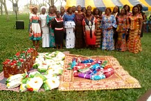 Adiaké / Action sociale : Les femmes Directeurs et Chefs de Services soulagent veuves et orphelins