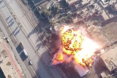 Un drone filme les attaques à la voiture piégée en Irak (vidéo)