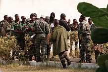 Deux soldats tués dans de nouveaux troubles en Côte d'Ivoire
