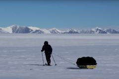 Elle parcourt 1300 kilomètres à pied jusqu'au Pôle sud Elle parcourt 1300 kilomètres à pied jusqu'au Pôle sud