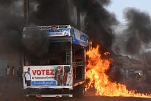 Le Camion podium du Candidat UDPCI incendié à Divo / Mabri Toikeusse: 