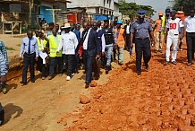 Projet de bitumage des voies du District d’Abidjan : Mambé s’assure du bon déroulement des travaux